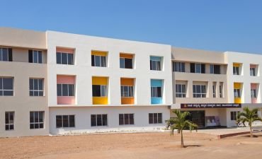 Rani Channamma Kannada Medium School Nanganoor-Nipani